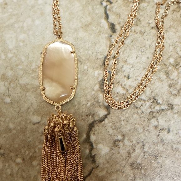 HTF Kendra Scott Peach Illusion Rayne - Picture 1 of 1